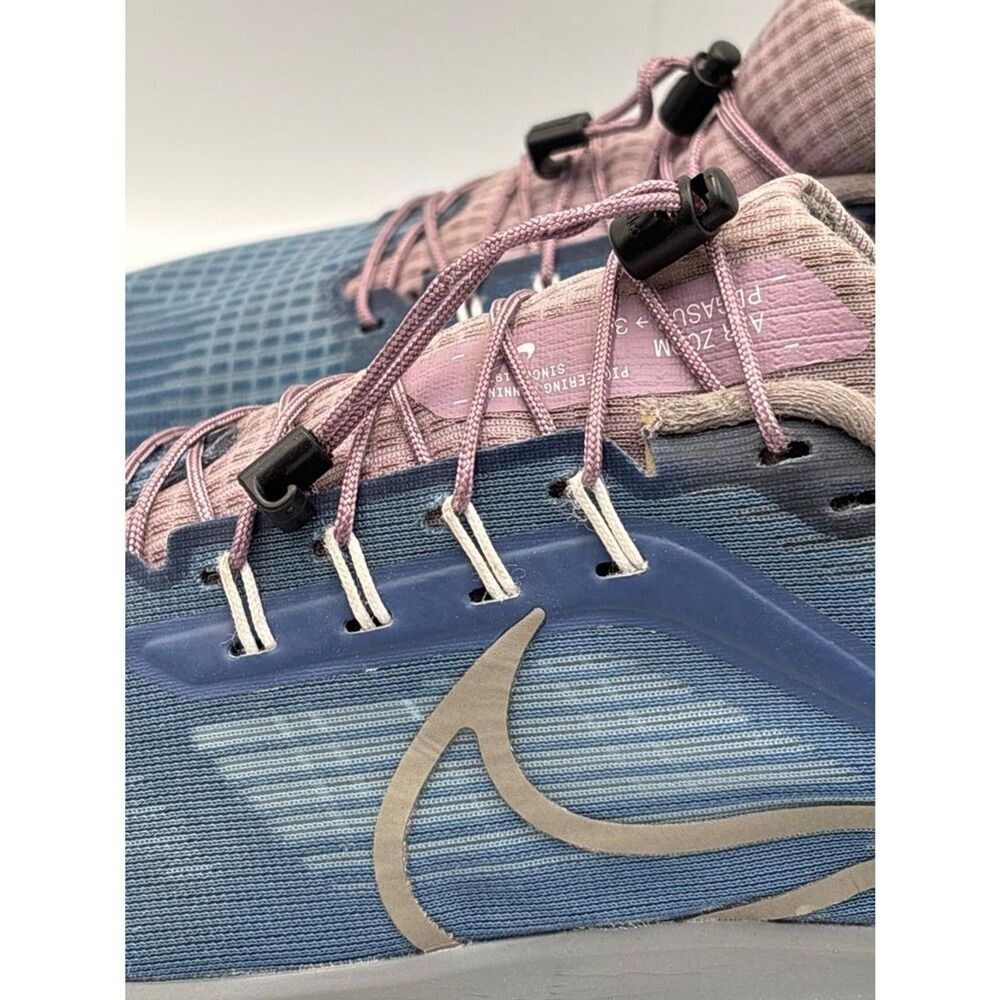Nike Women's Blue and Pink Trainer Sneakers Size 9.5 - Picture 8 of 14